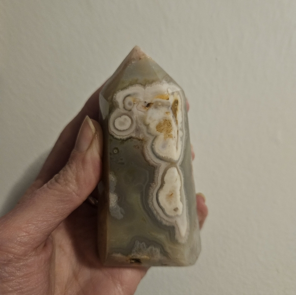 Natural Stone Point - Picture 2 of 4